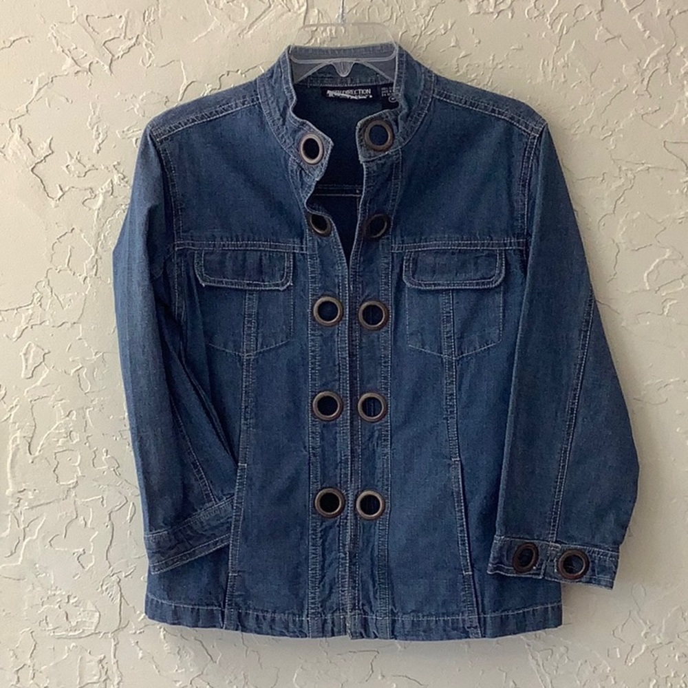 Jean jacket with metal accents